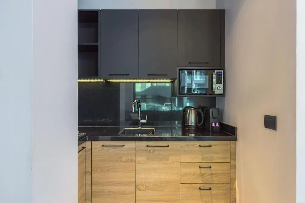Al Amine - 202, 1-Br In Mar Mikhael Apartment Beirut 0*,